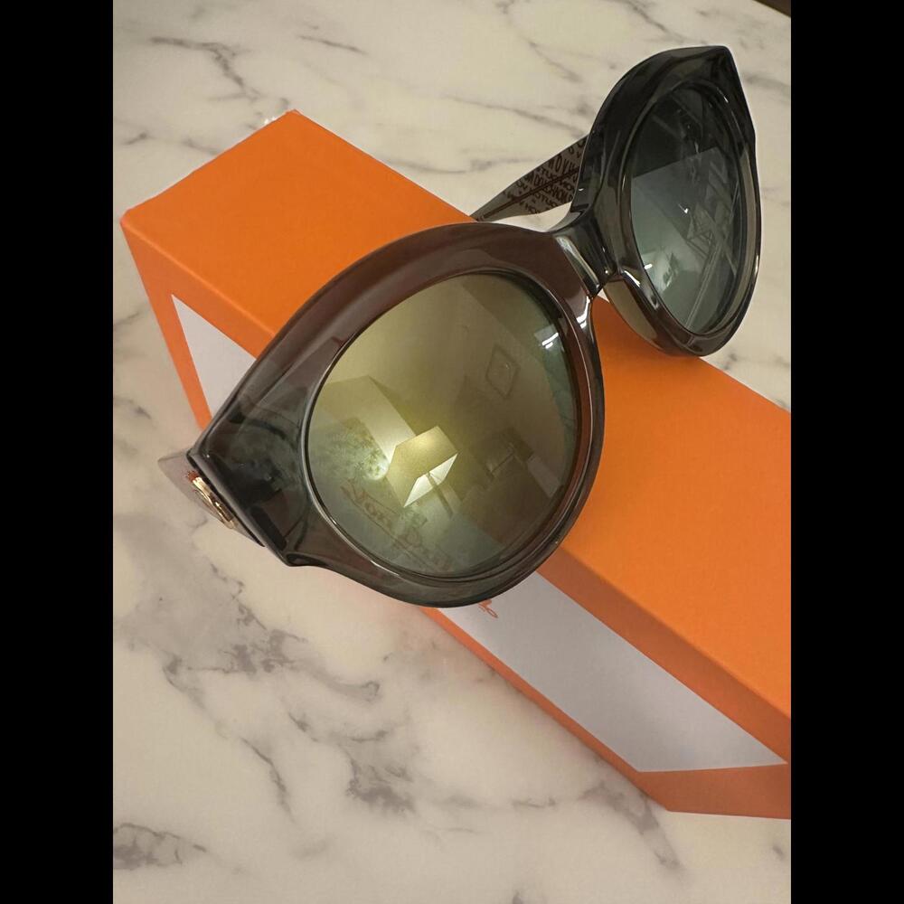 GREEN ROUND SUNGLASSES MIRRORED GOLD LENSES VON DUTCH NWT